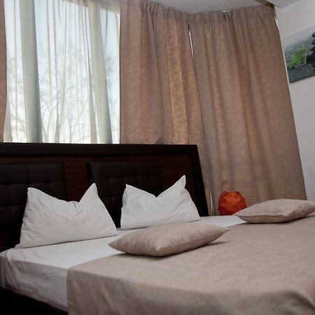 Hotel Metropol Piteşti Quarto foto