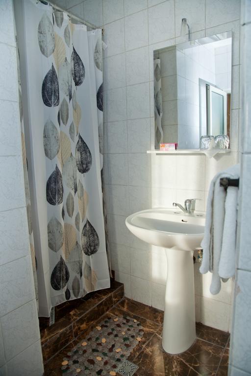 Hotel Metropol Piteşti Quarto foto